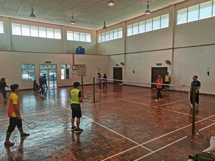 KESAN BADMINTON